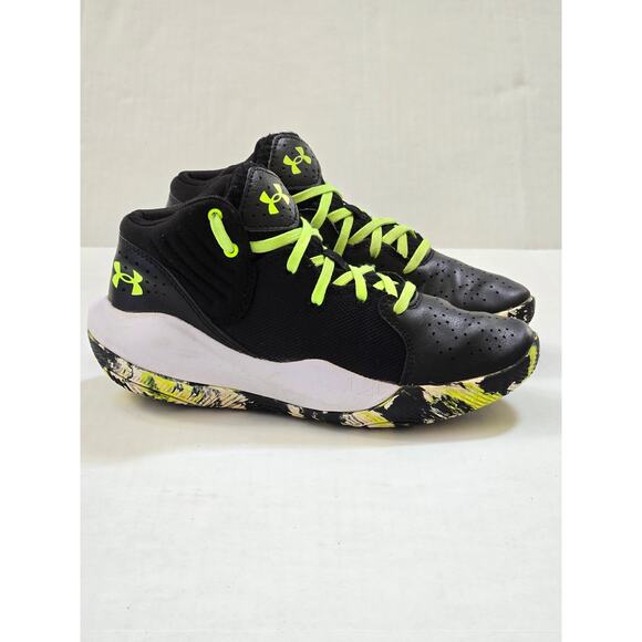 Under Armour Boys Grade School UA Jet 21 Black Basketball Shoes - Size 4.5 Y - Picture 1 of 8
